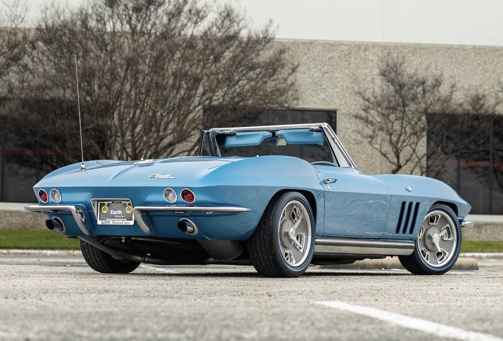 Chevrolet-Corvette-1965-Convertible-7