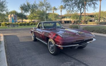 Chevrolet-Corvette-1965-Convertible-9