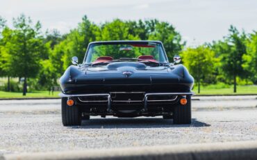 Chevrolet-Corvette-1965-Convertible-9