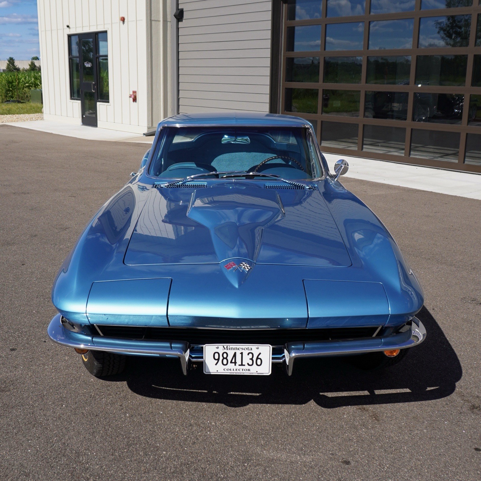 Chevrolet-Corvette-1965-Coupe-1