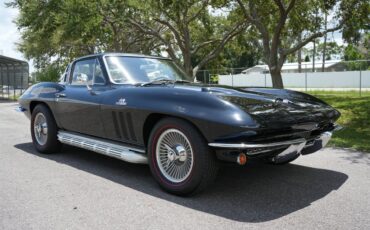 Chevrolet-Corvette-1965-Coupe-11