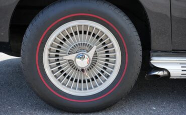 Chevrolet-Corvette-1965-Coupe-13