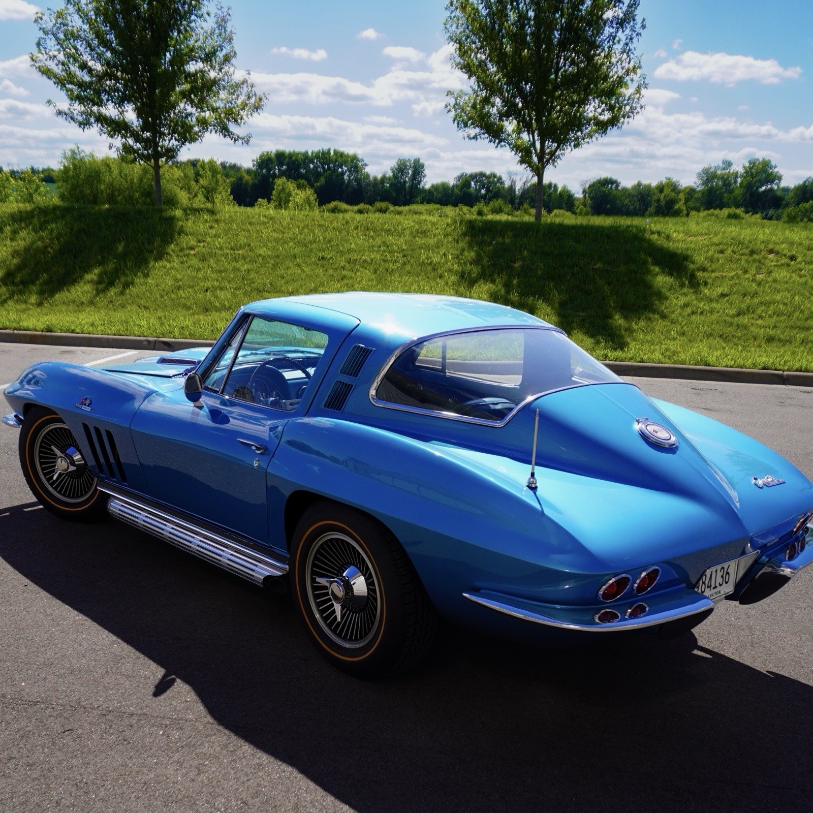 Chevrolet-Corvette-1965-Coupe-13