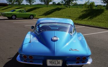 Chevrolet-Corvette-1965-Coupe-14