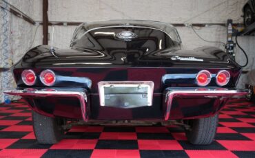 Chevrolet-Corvette-1965-Coupe-18