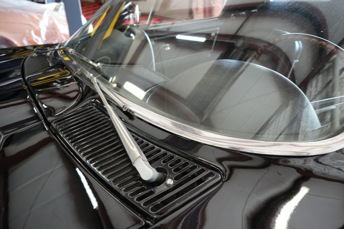 Chevrolet-Corvette-1965-Coupe-20