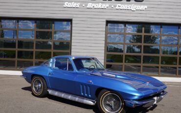 Chevrolet-Corvette-1965-Coupe-22
