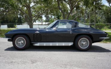 Chevrolet-Corvette-1965-Coupe-3