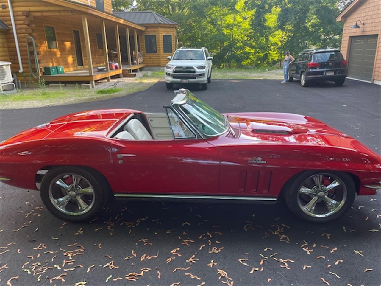 Chevrolet-Corvette-1965-Red-White-1