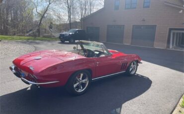 Chevrolet-Corvette-1965-Red-White-2