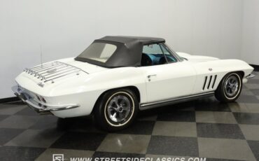 Chevrolet-Corvette-1965-White-Blue-15