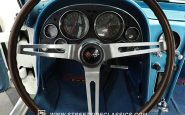 Chevrolet-Corvette-1965-White-Blue-40