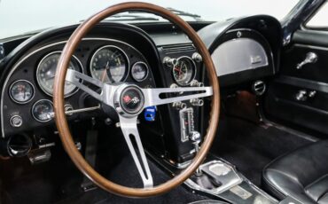 Chevrolet-Corvette-1966-BLUE-BLACK-19