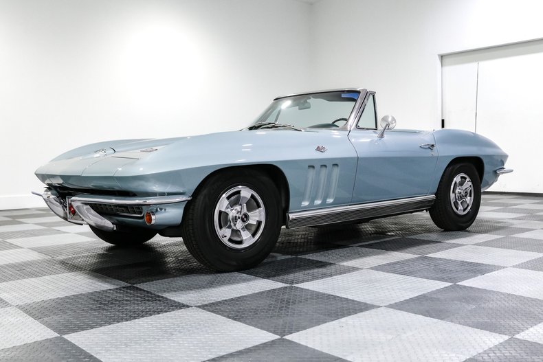 Chevrolet-Corvette-1966-BLUE-BLACK-3