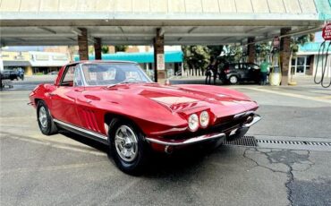Chevrolet-Corvette-1966-Convertible-1