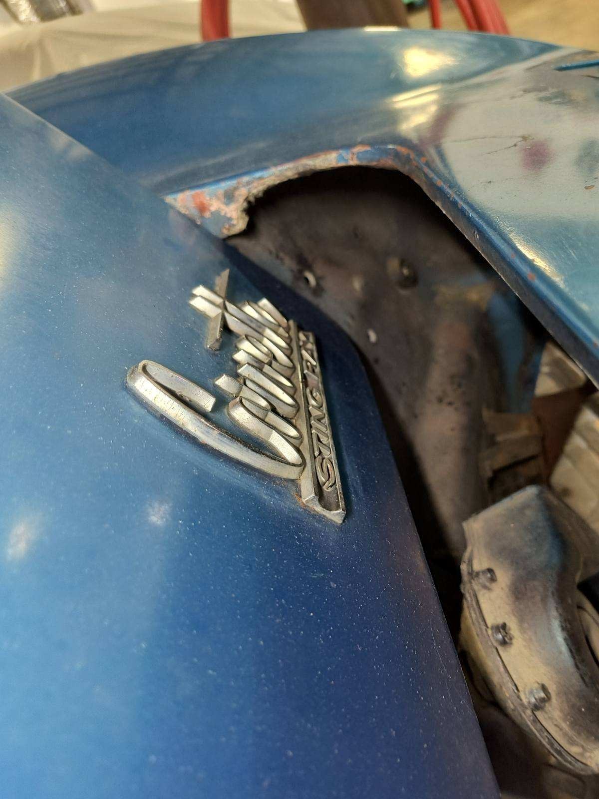 Chevrolet-Corvette-1966-Convertible-1