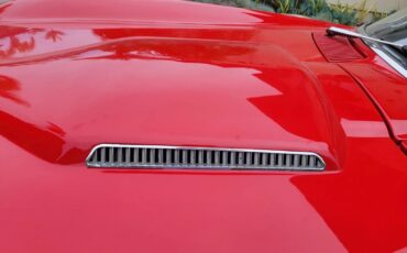 Chevrolet-Corvette-1966-Convertible-10