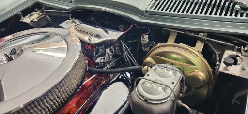 Chevrolet-Corvette-1966-Convertible-10