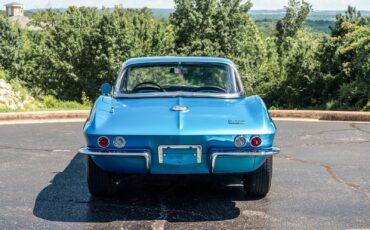 Chevrolet-Corvette-1966-Convertible-11