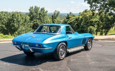 Chevrolet-Corvette-1966-Convertible-12