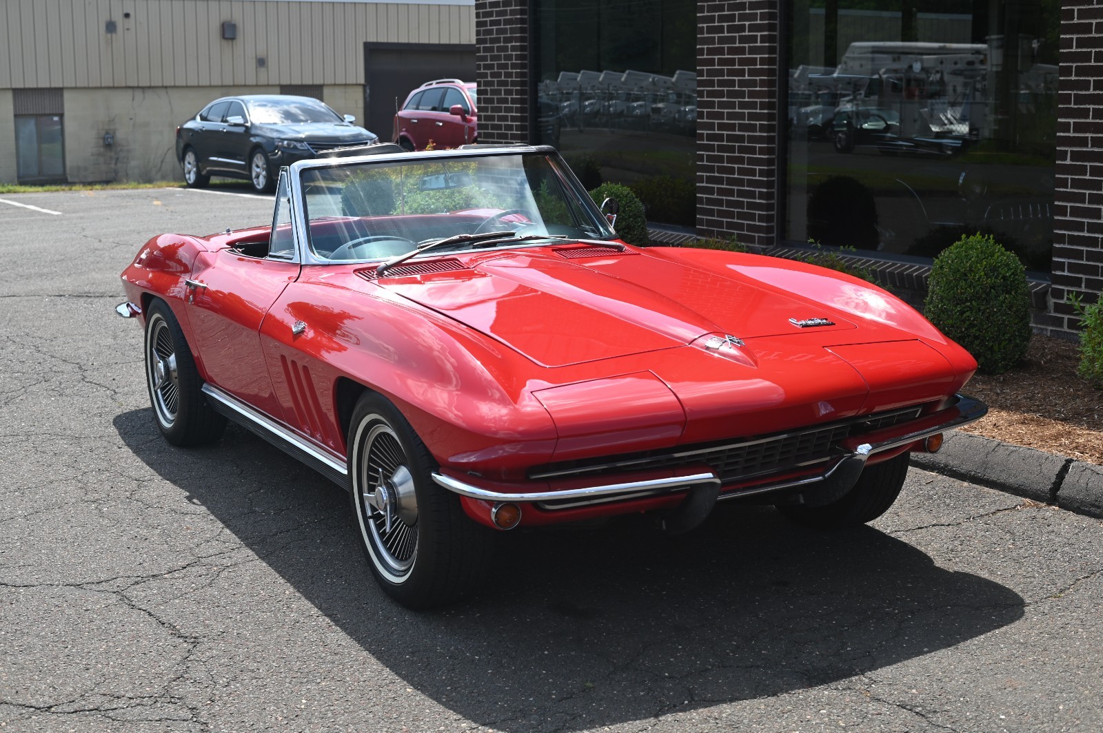 Chevrolet-Corvette-1966-Convertible-15