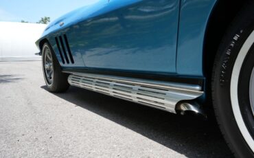 Chevrolet-Corvette-1966-Convertible-16