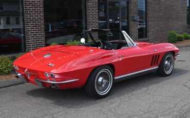 Chevrolet-Corvette-1966-Convertible-17