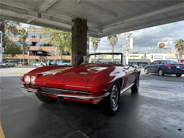 Chevrolet-Corvette-1966-Convertible-18