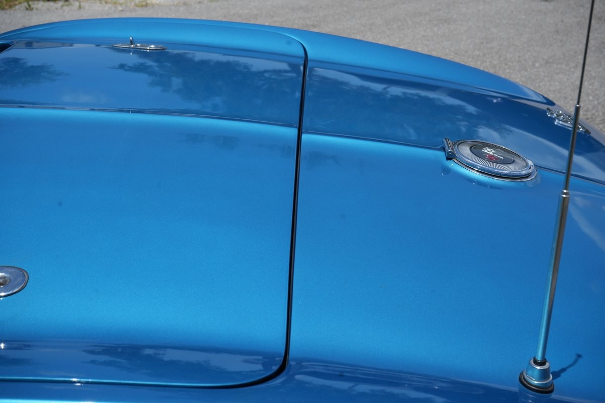 Chevrolet-Corvette-1966-Convertible-26