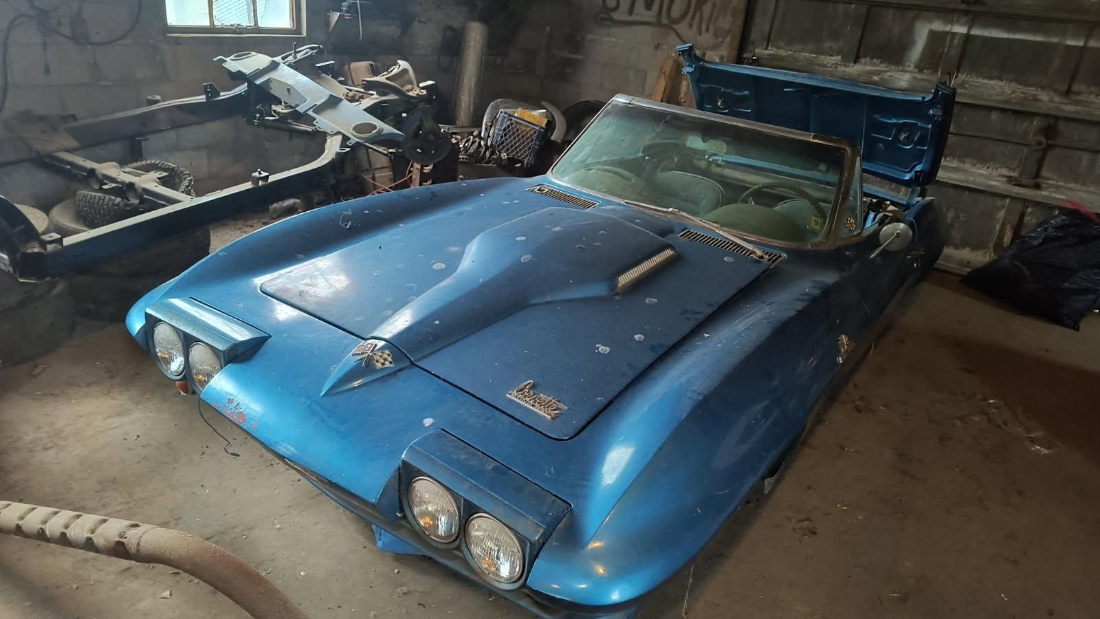 Chevrolet-Corvette-1966-Convertible