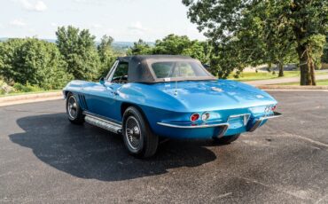 Chevrolet-Corvette-1966-Convertible-3