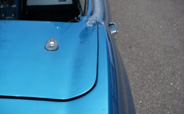 Chevrolet-Corvette-1966-Convertible-33