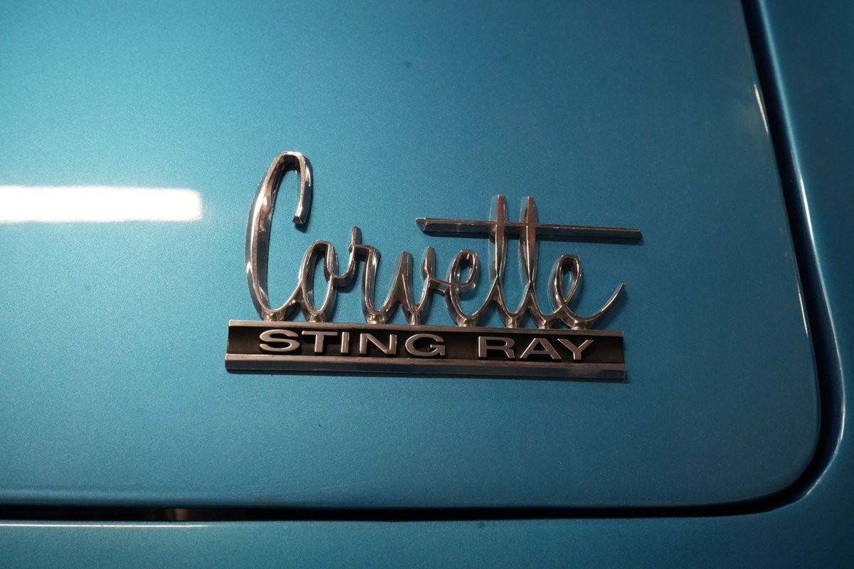 Chevrolet-Corvette-1966-Convertible-35