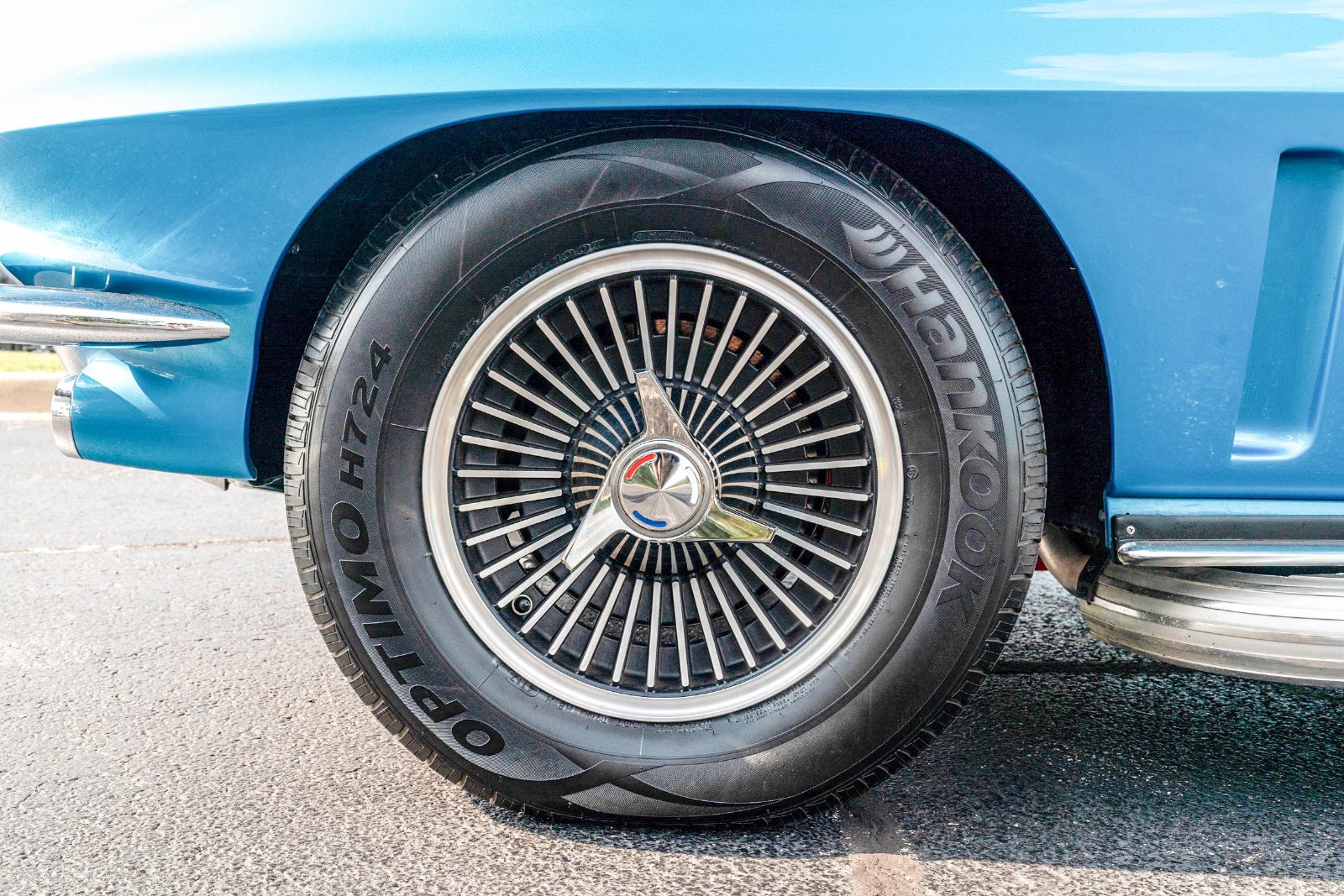 Chevrolet-Corvette-1966-Convertible-38