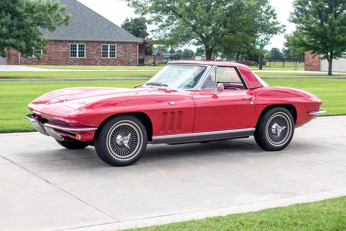 Chevrolet Corvette 1966 Convertible