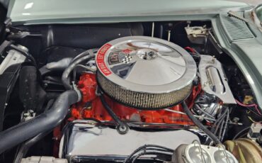 Chevrolet-Corvette-1966-Convertible-8