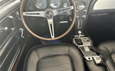Chevrolet-Corvette-1966-Convertible-9