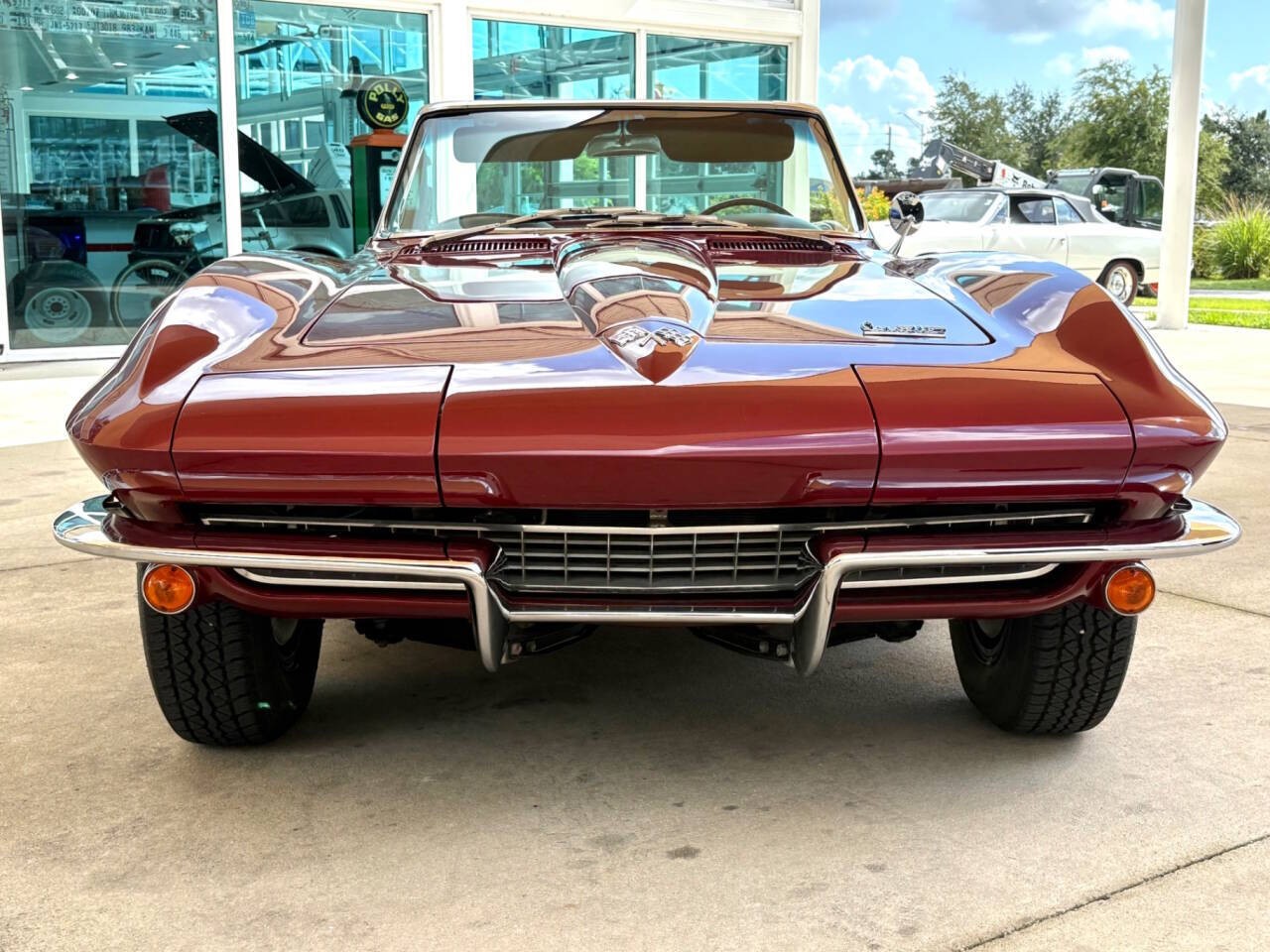 Chevrolet-Corvette-1966-Coupe-1