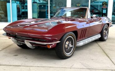Chevrolet-Corvette-1966-Coupe-10