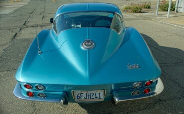 Chevrolet-Corvette-1966-Coupe-15
