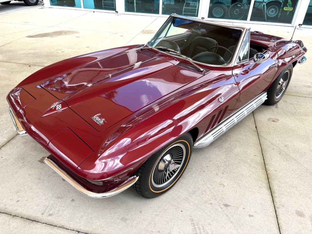 Chevrolet-Corvette-1966-Coupe-19