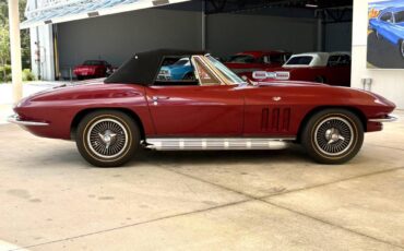Chevrolet-Corvette-1966-Coupe-21