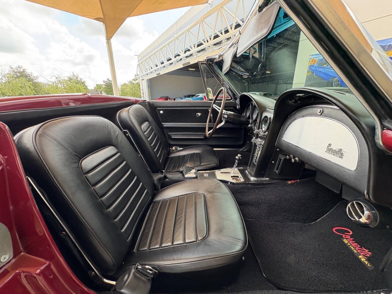 Chevrolet-Corvette-1966-Coupe-36