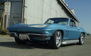 Chevrolet-Corvette-1966-Coupe-5