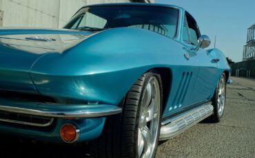 Chevrolet-Corvette-1966-Coupe-6