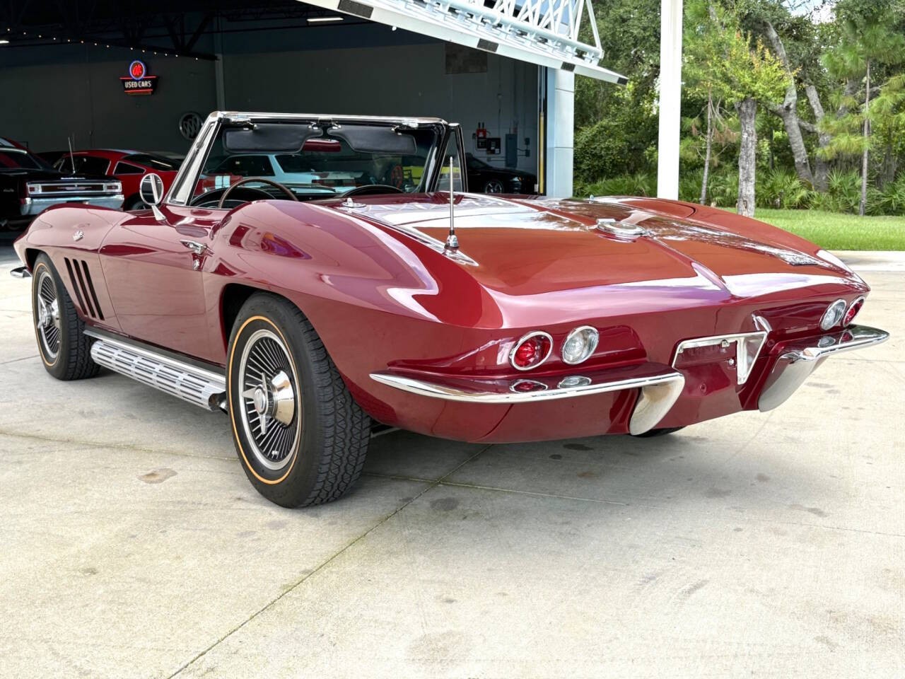 Chevrolet-Corvette-1966-Coupe-8