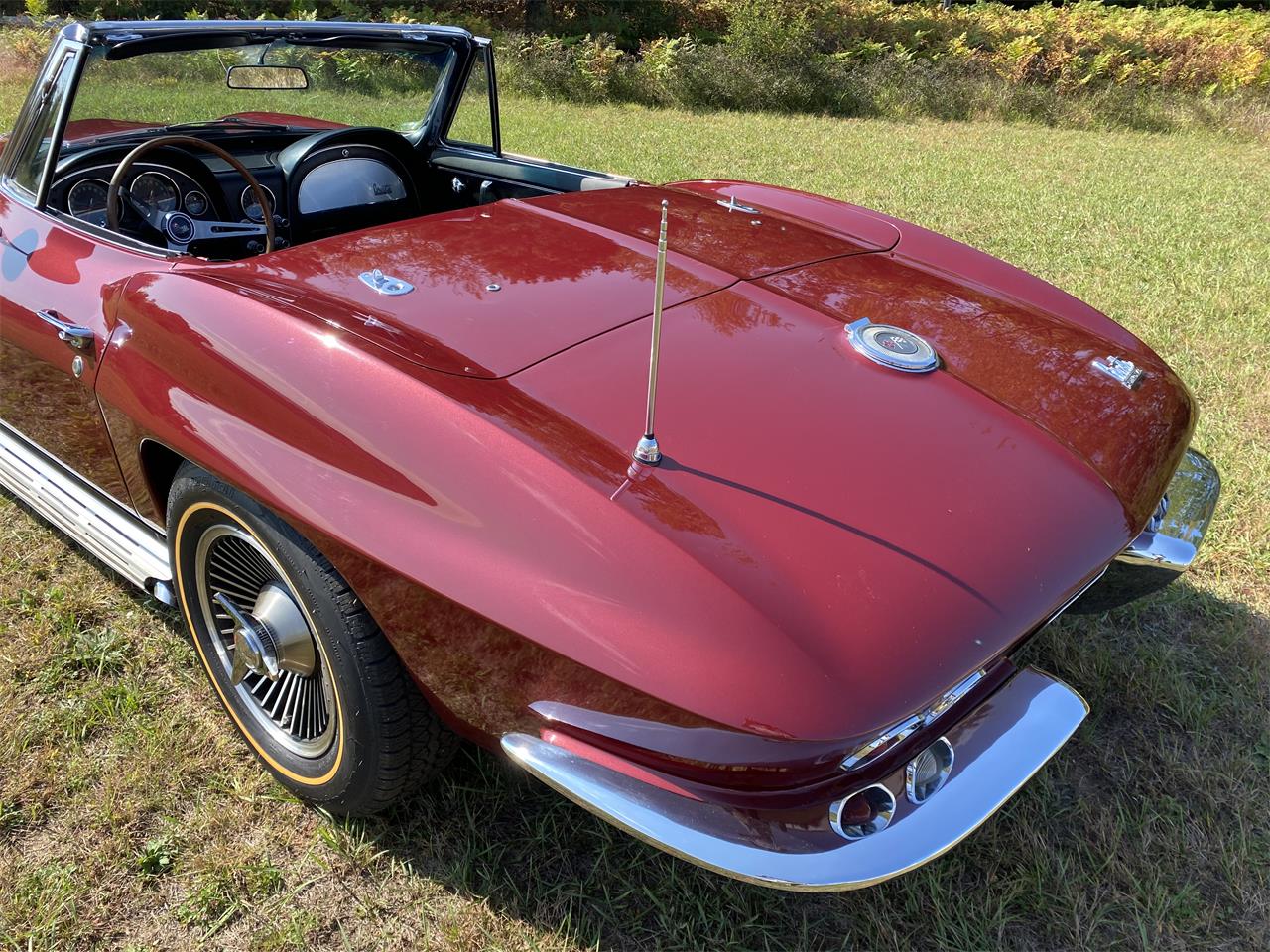 Chevrolet-Corvette-1966-Milano-Maroon-Black-24
