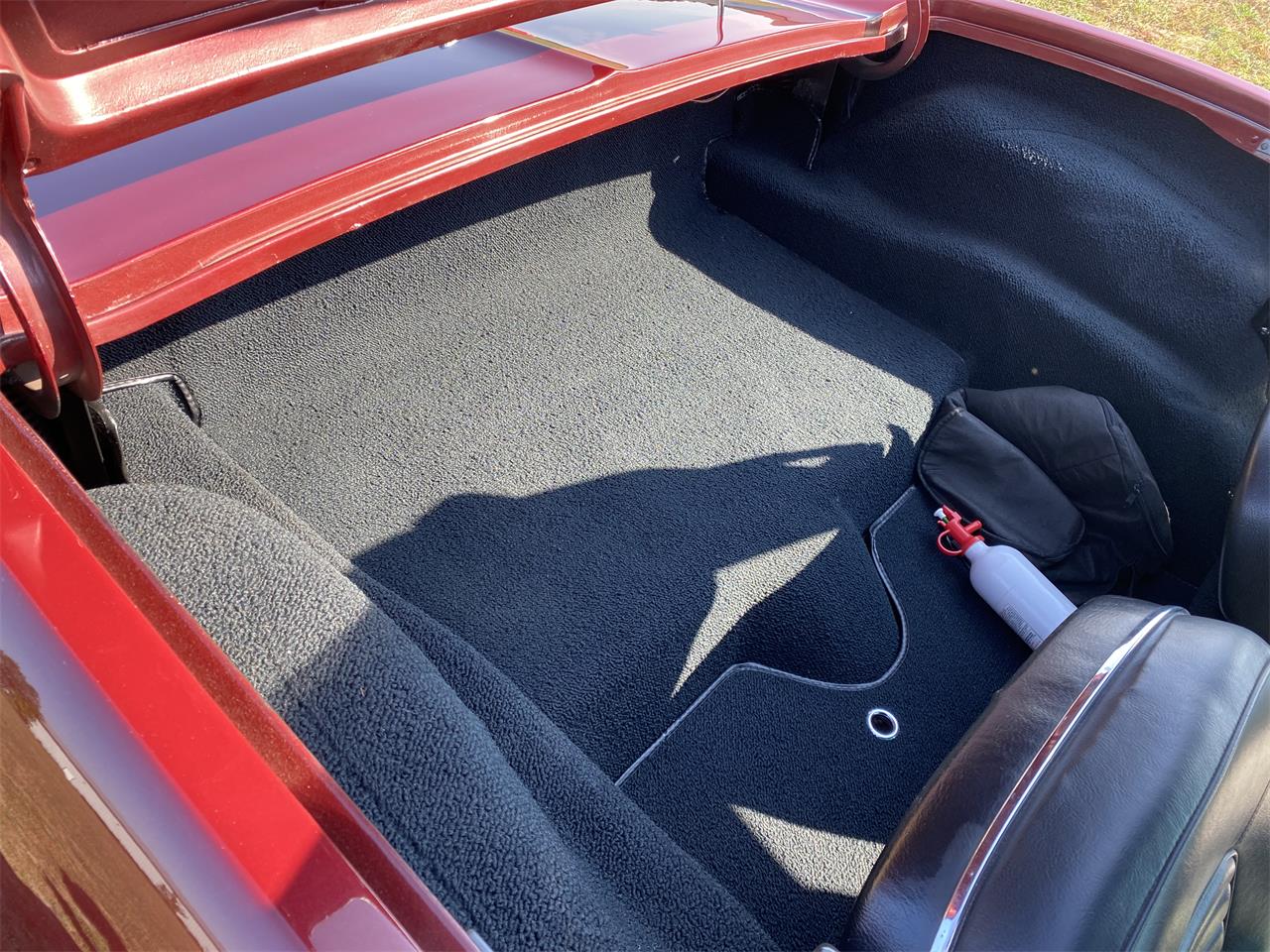 Chevrolet-Corvette-1966-Milano-Maroon-Black-25
