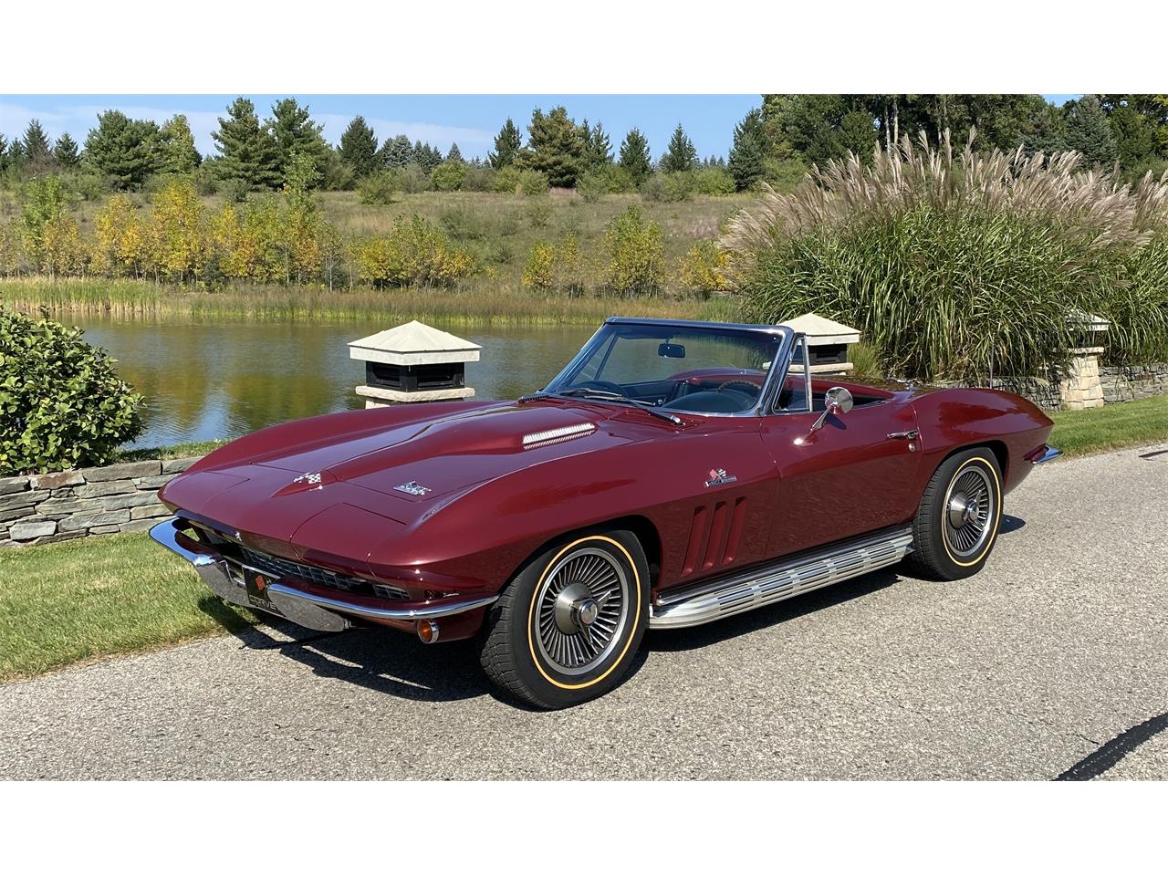 Chevrolet-Corvette-1966-Milano-Maroon-Black-50