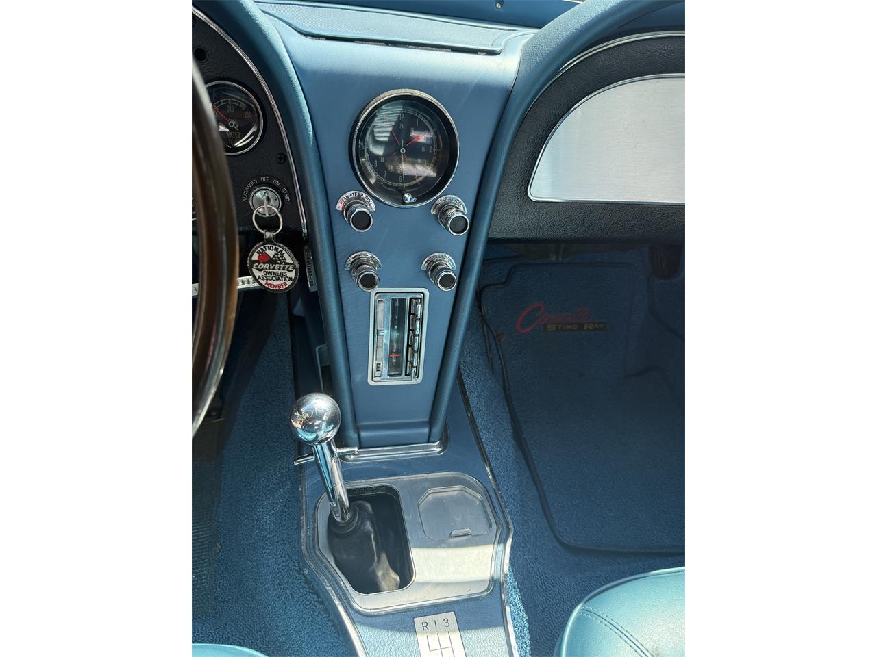 Chevrolet-Corvette-1966-Nassau-Blue-Bright-Blue-11